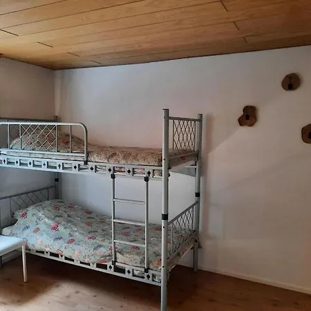 Holiday Apartment Near Willingen Nyaraló *